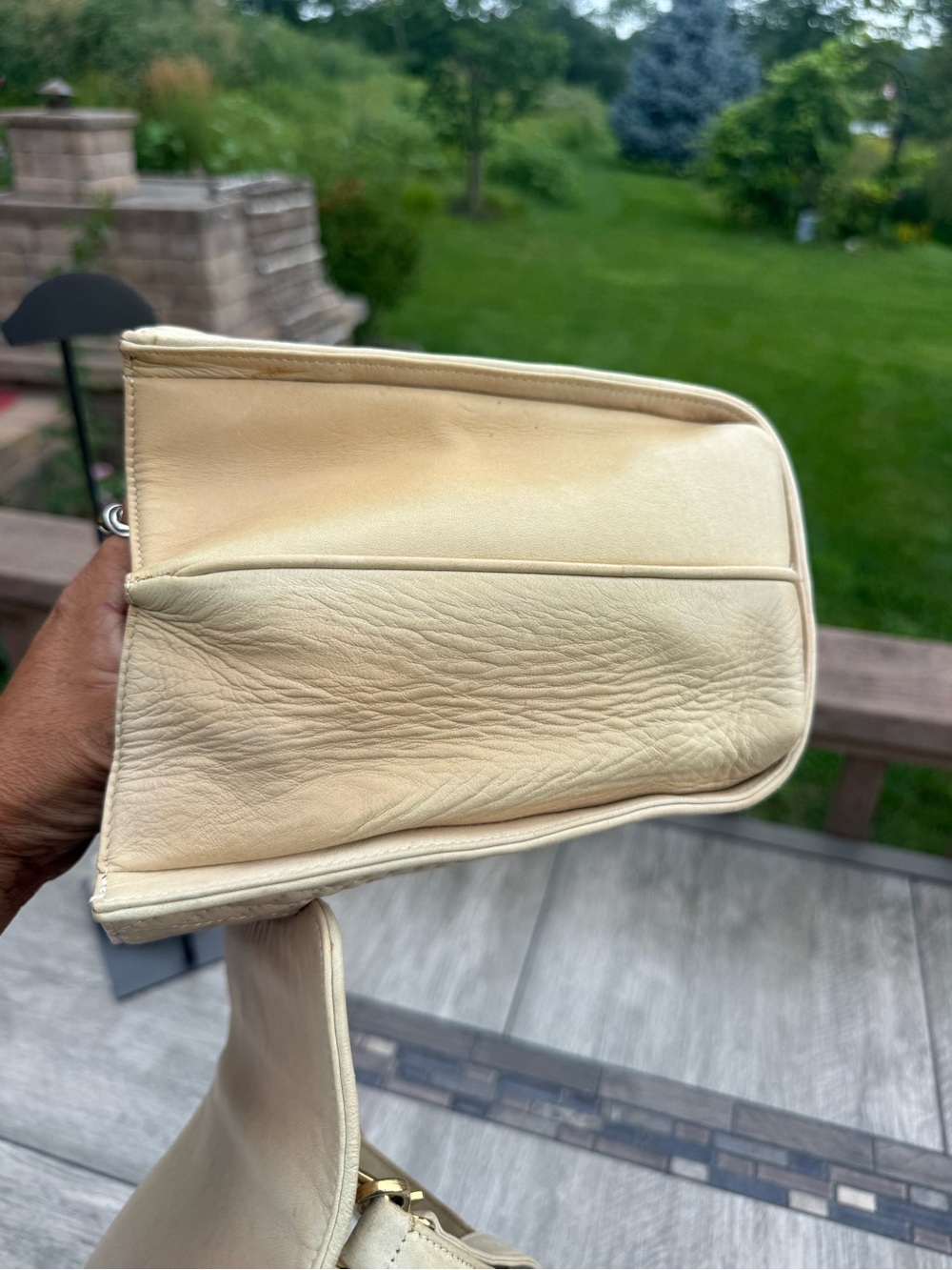 Bally Quilted Cream Top-Handle Satchel with Gold Hardware - Picture 9 of 13